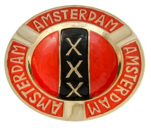 Messing-Aschenbecher rund 9 cm, "Amsterdam XXX"...